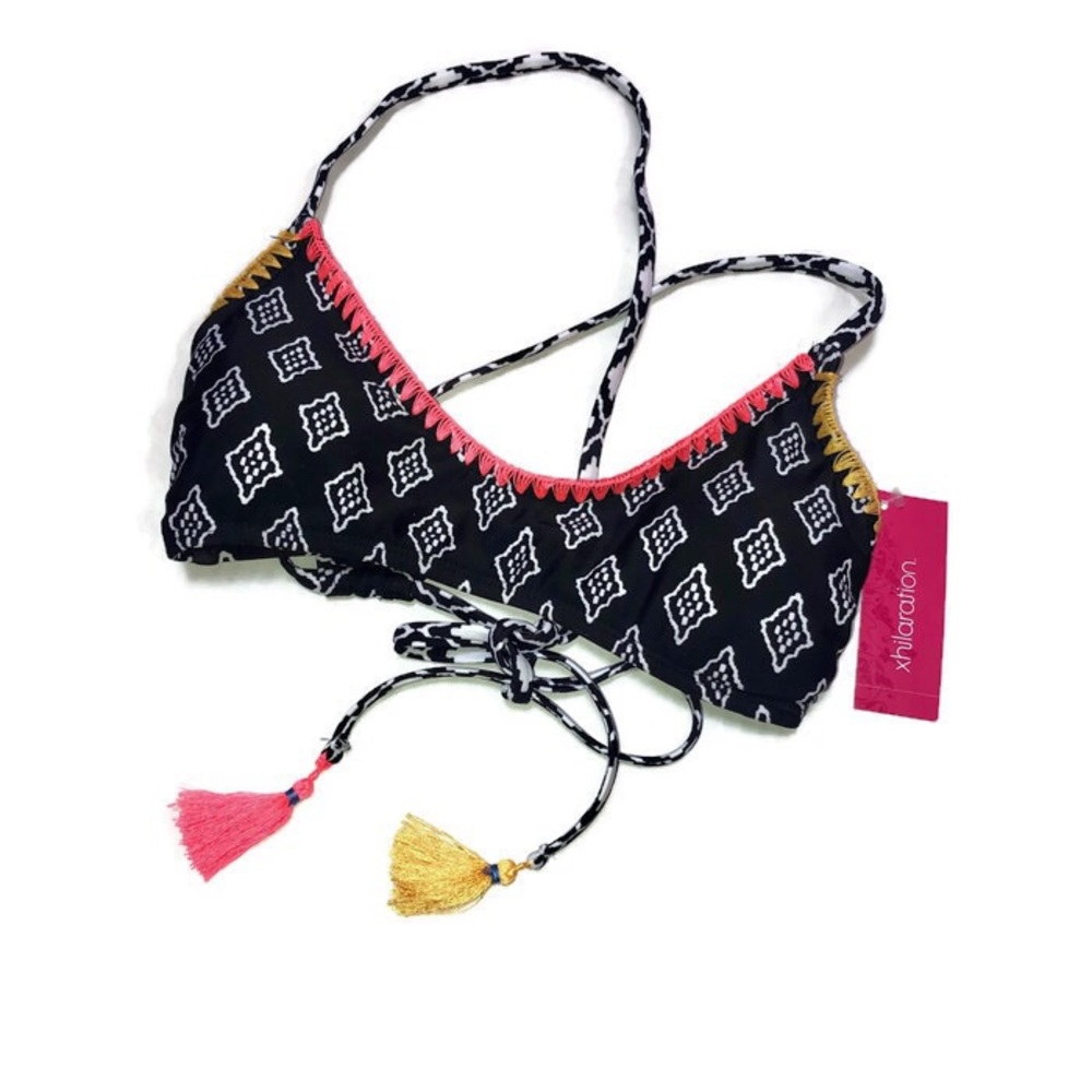 NWT Criss Cross Back Bikini Top